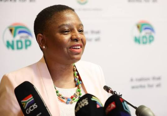 By Ayobami Okerinde
South Africa’s Minister in the Presidency, Khumbudzo Ntshavheni, has reaffirmed...