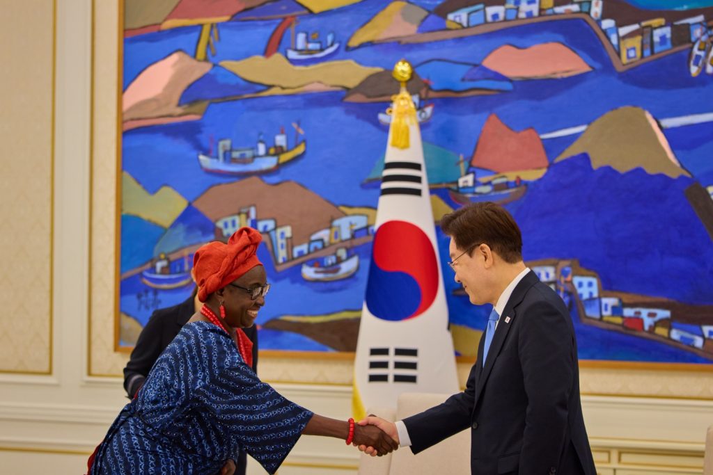 …Presents letter of credence to President Lee Jae Myung
By Golok Nanmwa
JOS — Prof. Nora Ladi Dadu...