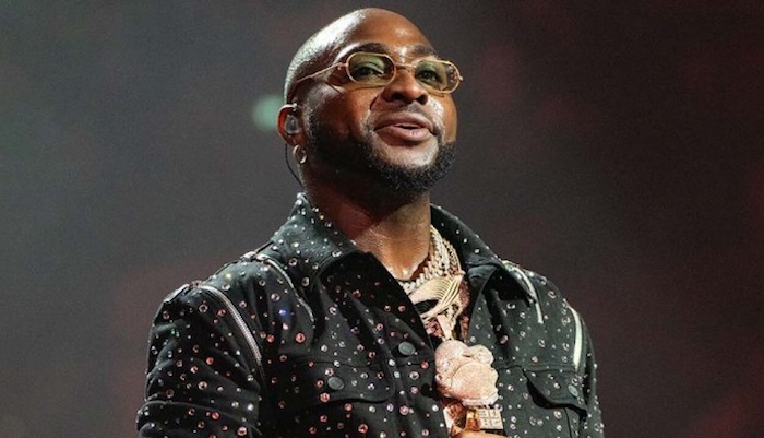 Afrobeats star Davido says he can defeat any candidate in a transparent presidential election but av...