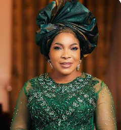 Unveils N30m grant for 600 widows, promises 17 more Dignity Homes
By Steve Oko
UMUAHIA — Abia Stat...