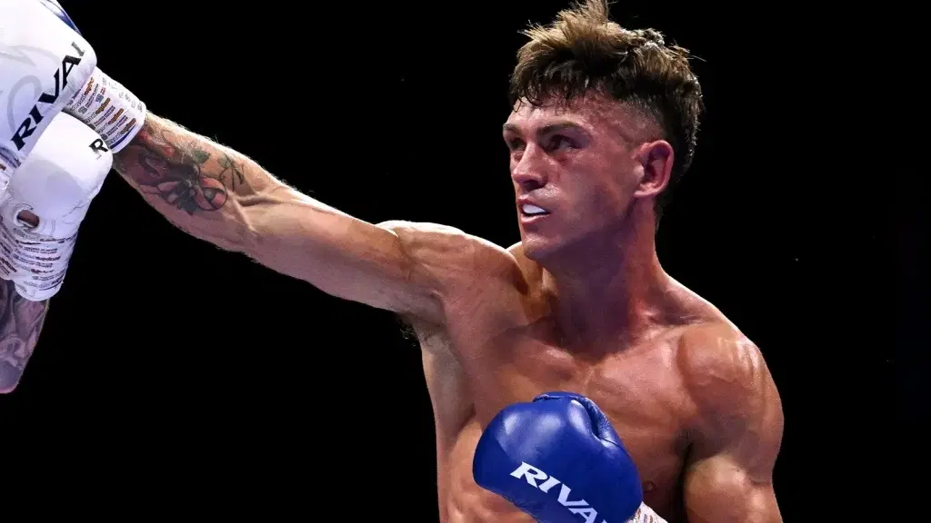 Irish boxer Lee Reeves was taken to hospital after suffering a knockout defeat to compatriot Gary Cu...
