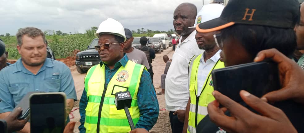 The Minister of Works, Engr David Umahi, says President Bola Tinubu will deliver the 700-kilometer L...