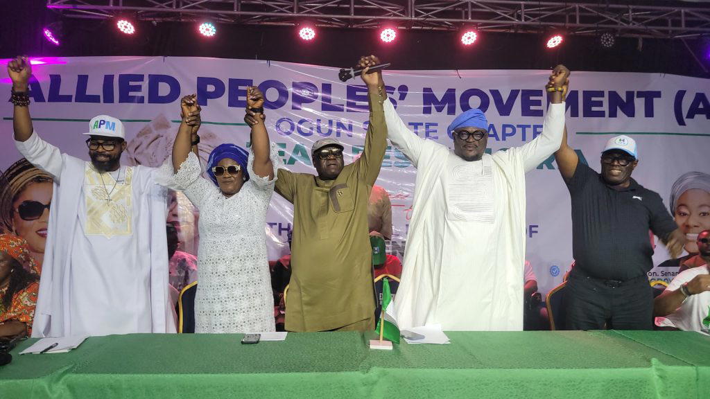 By James Ogunnaike
Governor Seyi Makinde of Oyo State has criticised the economic policies of Presi...
