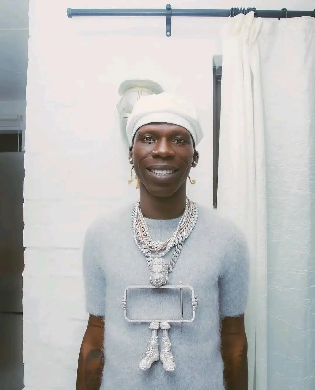 Who is the richest among asake and seyivibez