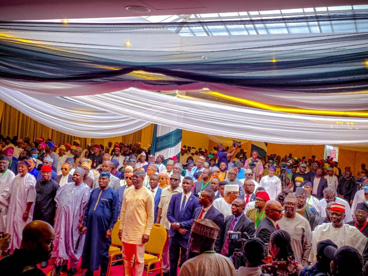 FG Seeks Deregistration of Five Political Parties.
The Federal Government has asked a court to comp...