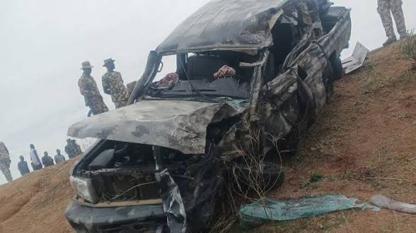 Five Die in Adamawa Highway Tragedy.
Four members of the National Youth Service Corps and a soldier...