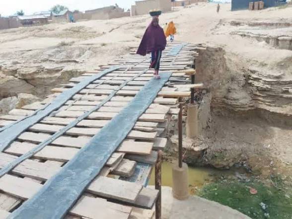 Flooded Bridge Leaves Gombe Community Cut Off.
More than 4,000 residents of Afghanistan Community i...