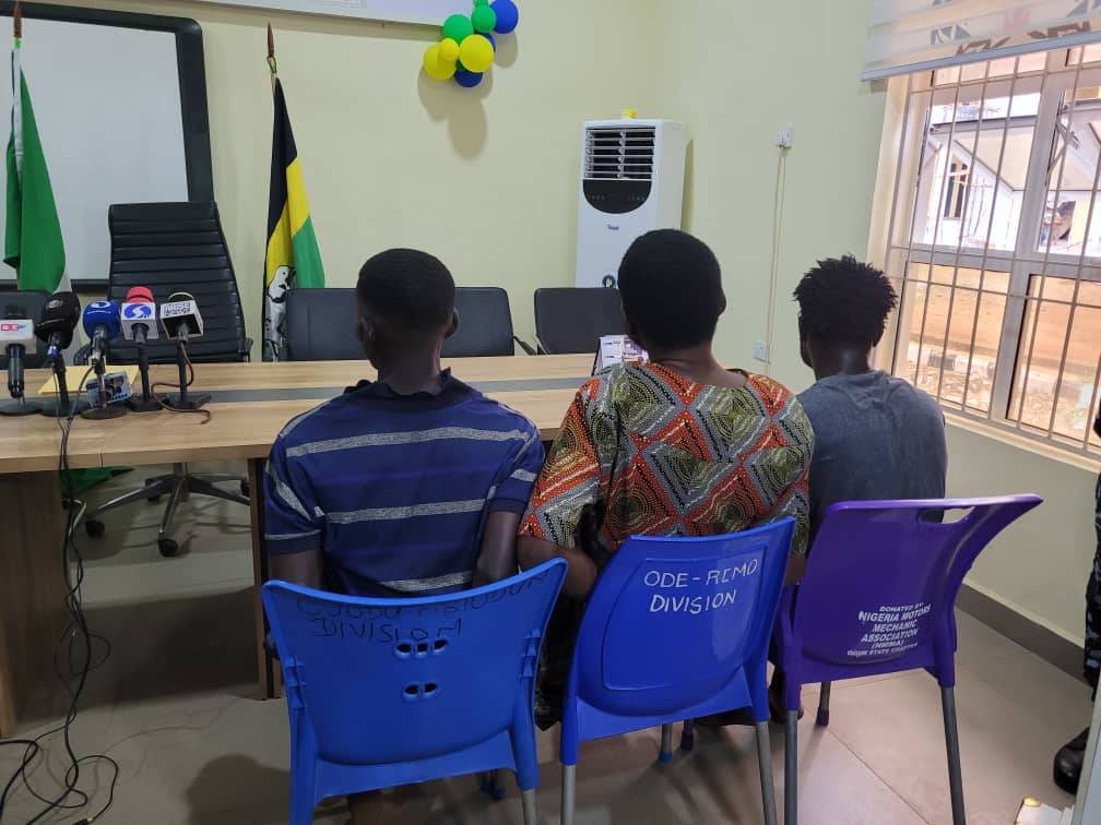 Police Arrest Three Suspects Over Murder of Former Broadcaster in Ogun
The Ogun State Police Comman...
