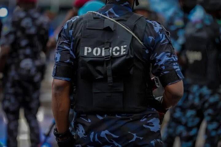 Police Arrest Suspected Armed Robber, Recover Stolen Motorcycle in Ibadan.
Operatives of the Oyo St...