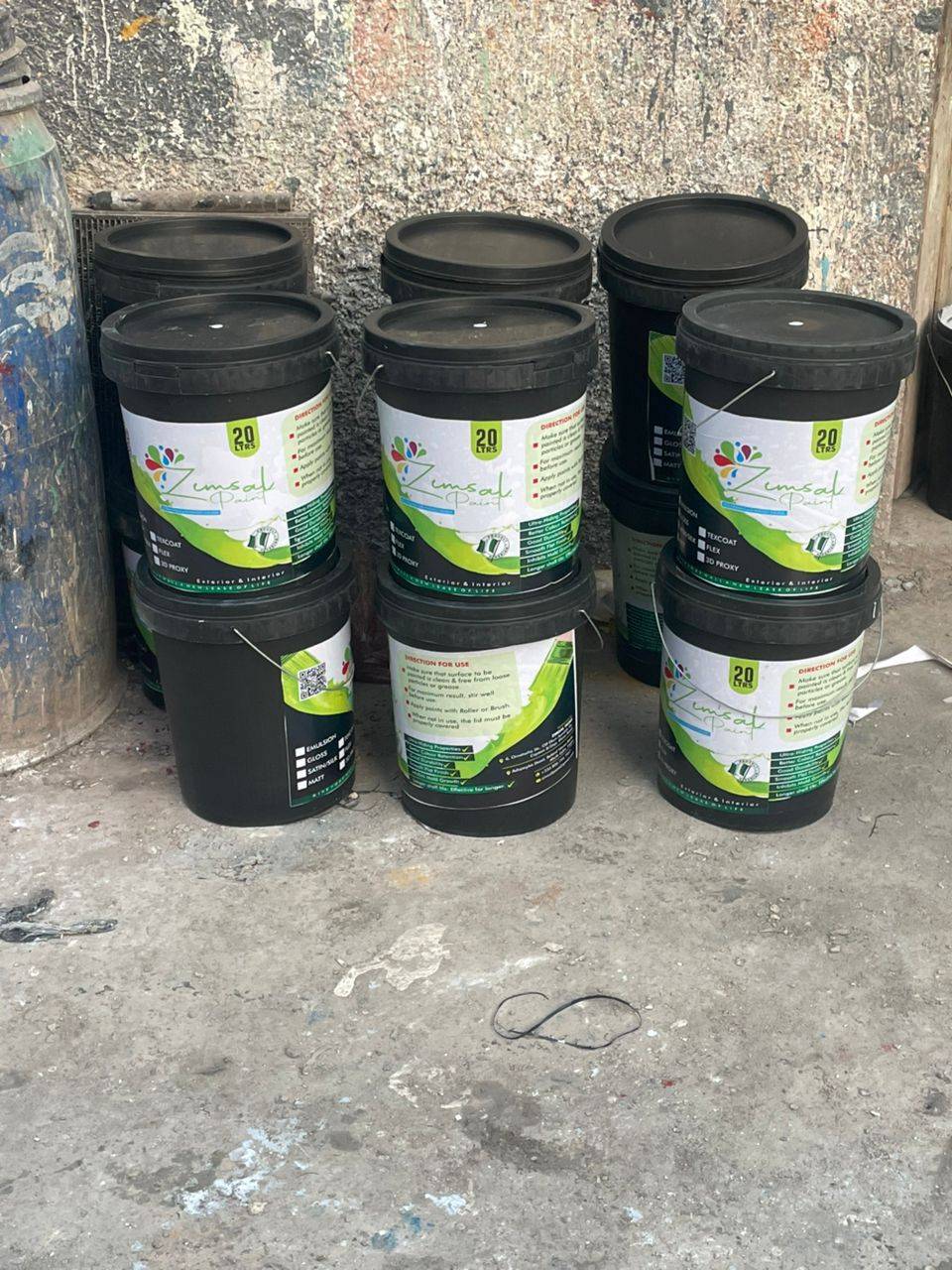 A New week filled with growth,renewal and freshness .
#paint, #Lekeelekee, #interior
@zimsalpaintlt...