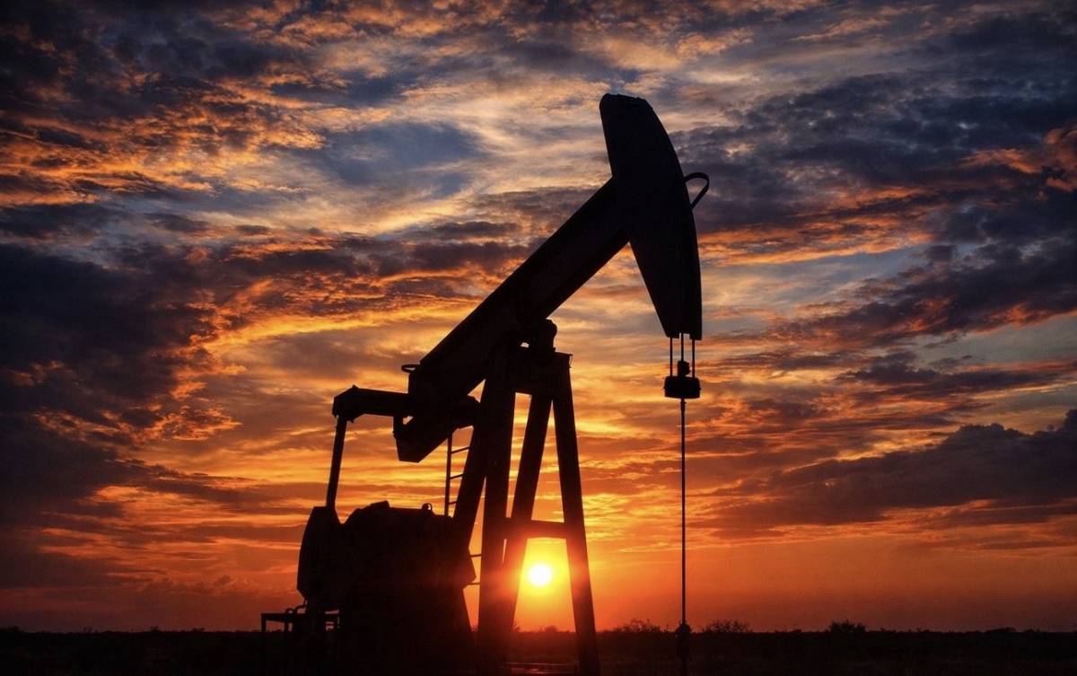 JUST IN: π¨π³πΊπΈ China issues injunction to block US sanctions on Chinese refineries buying Iranian oil...