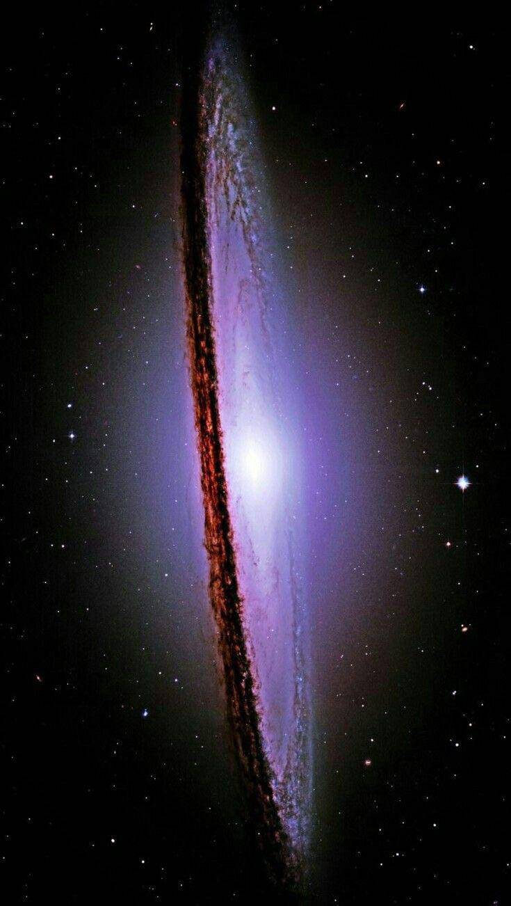 One of the best image of Space ever taken! ๐ญ๐
This is the Sombrero Galaxy by Hubble.