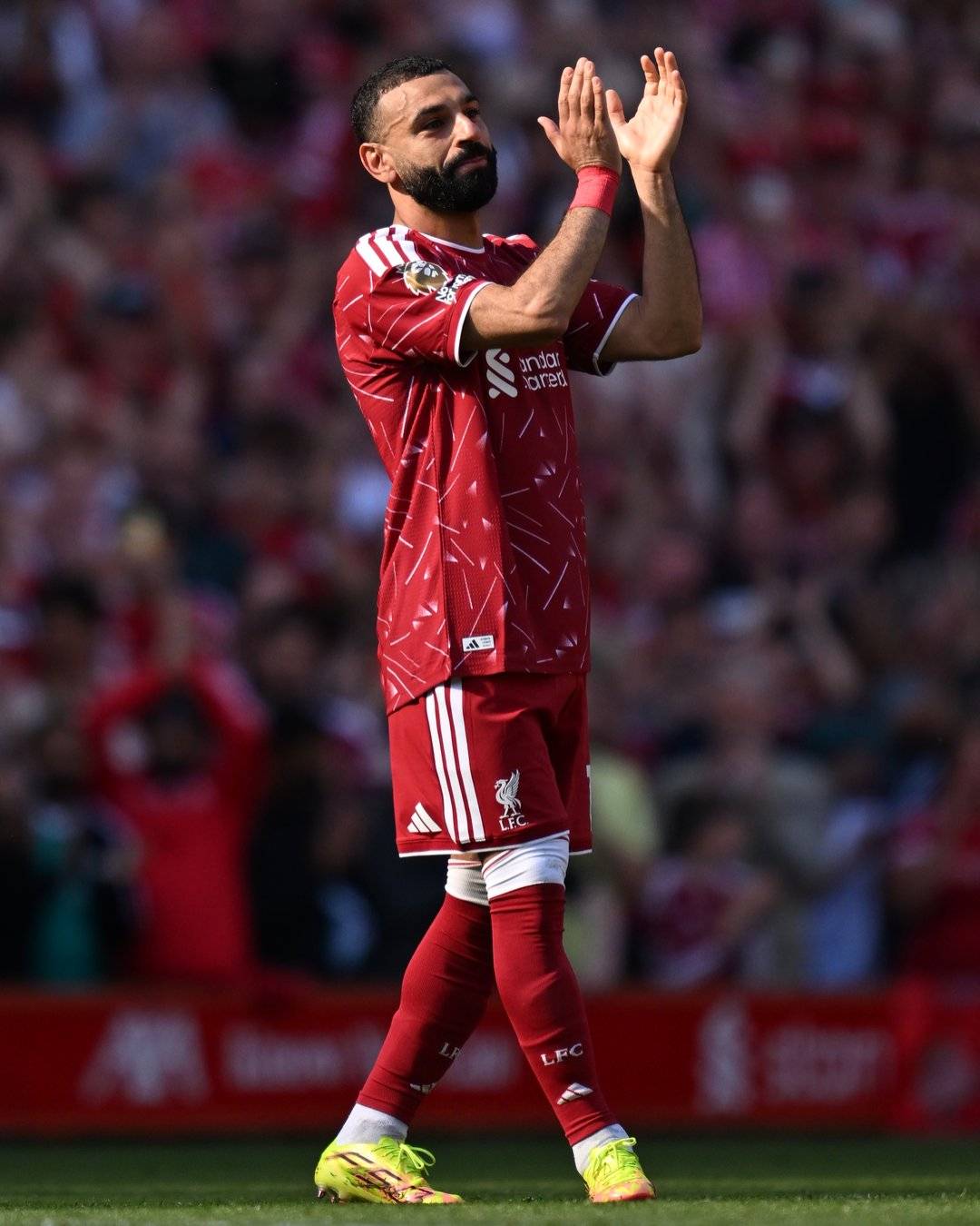 Anfield rises for a legend ❤️
Mohamed Salah leaves the field to a standing ovation in his final app...