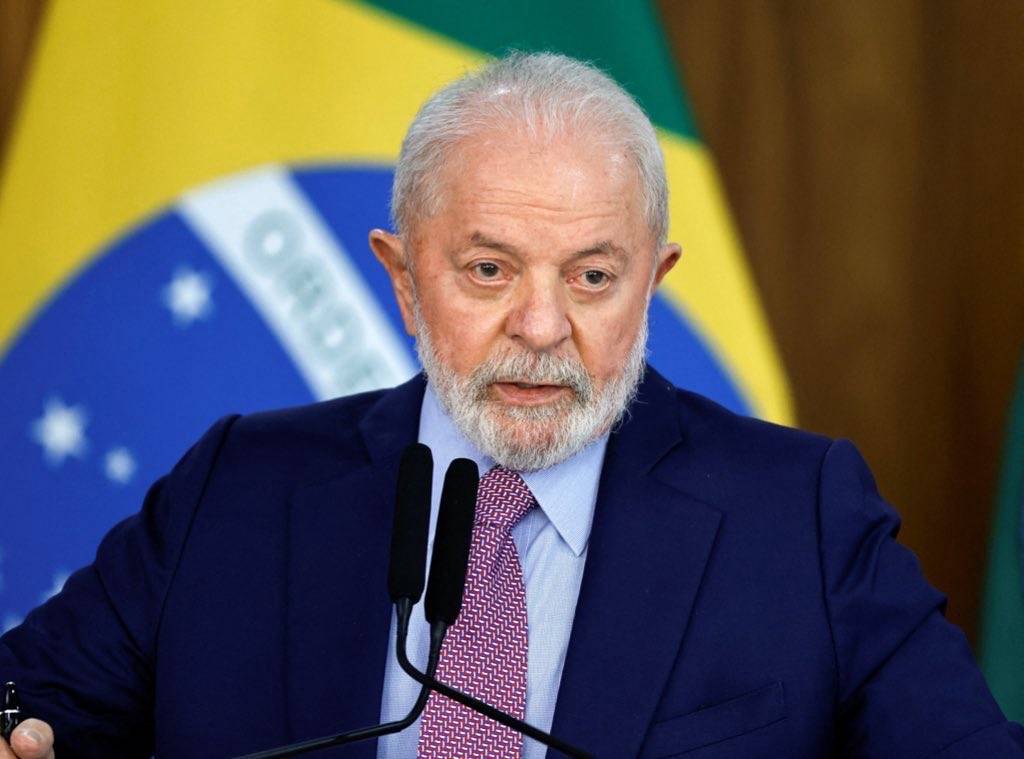 JUST IN: π§π·πΊπΈ Brazilian President Lula da Silva says President Trump "talks too much."