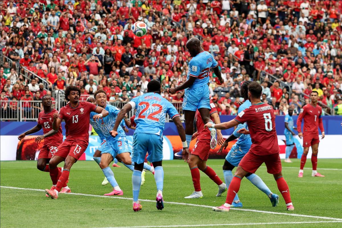 ๐จ๐ฉ Wissa delivers the World Cup goal ever for DR Congo, historical moment for the country.