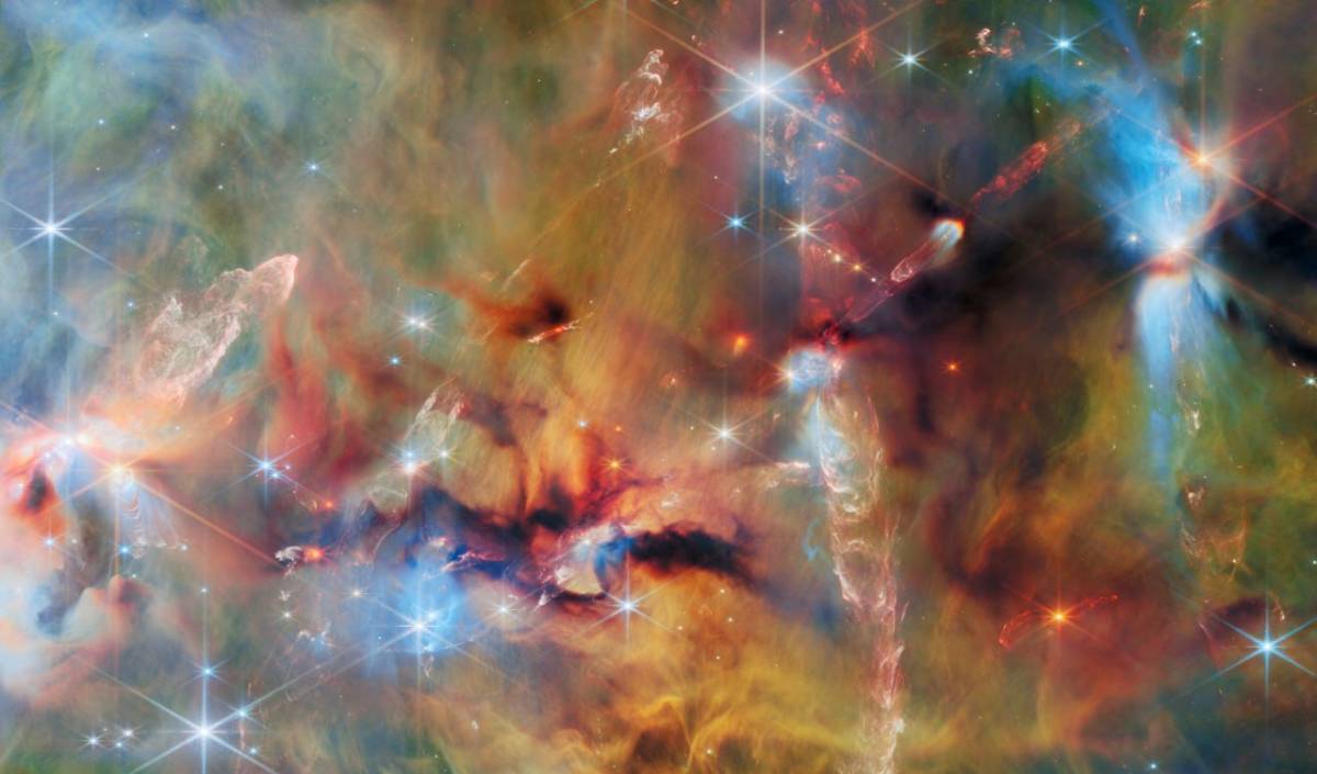 ✨ James Webb Reveals the Birth of Stars
The James Webb Telescope has captured the OMC-2 molecular...