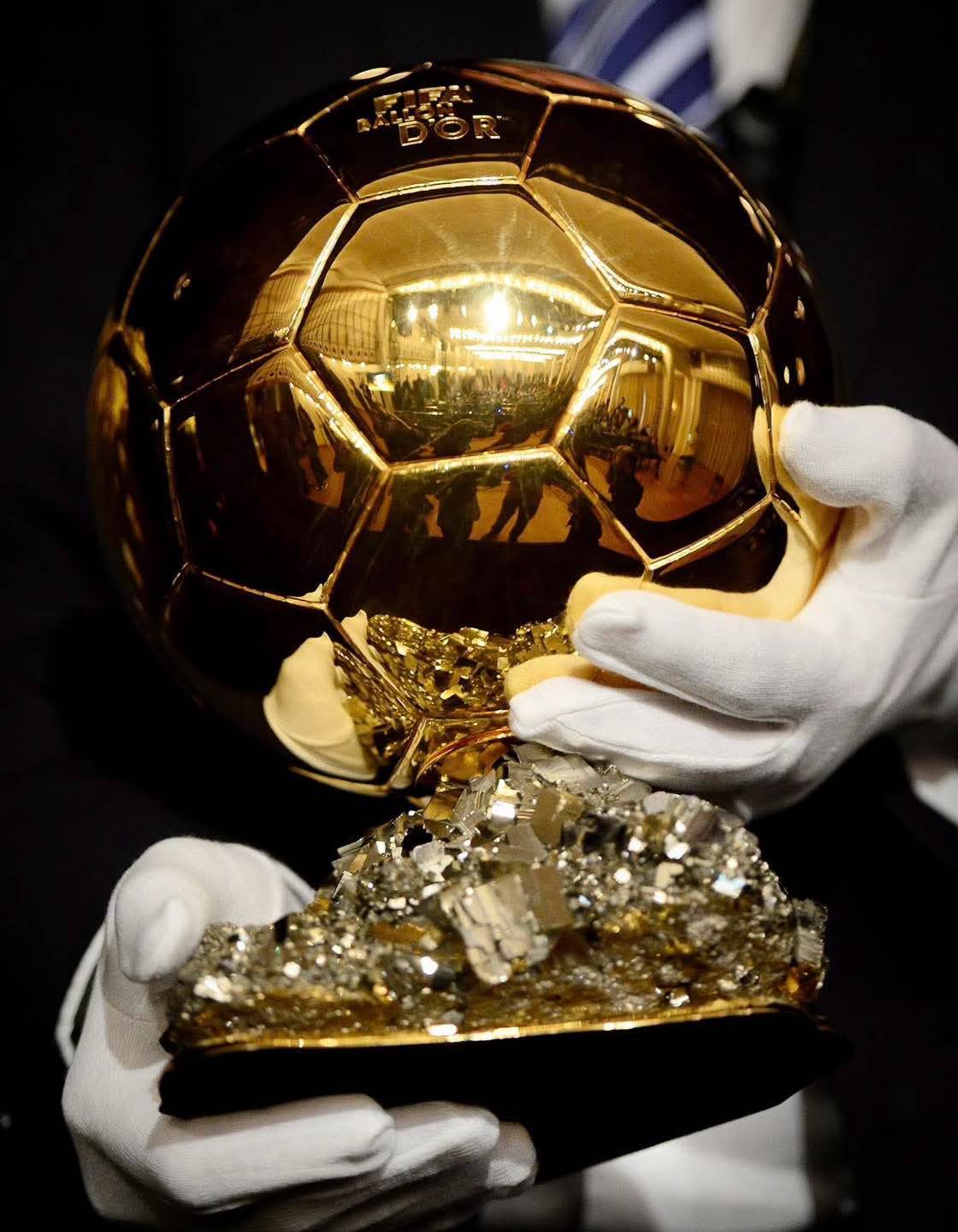 ๐จ ๐๐
๐
๐๐๐๐๐: ๐๐๐๐๐๐ ๐โ๐๐ ๐๐๐๐๐๐๐๐๐ ๐
โWinning the World Cup does ๐๐๐ guarantee winning also a Ball...