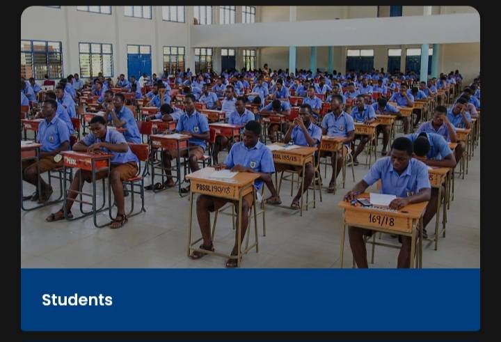 The Exam Hall Truth Nobody Wants to Talk About ๐๐
I've supervised exams across multiple schools....