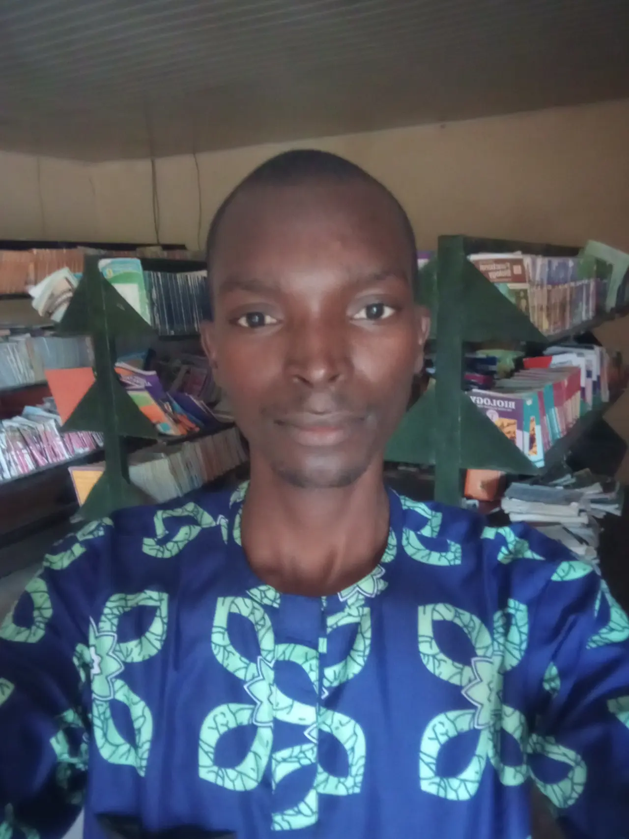 Been a long while, electricity is so bad that I can't even charge my phone.
Hello my people, Happy...