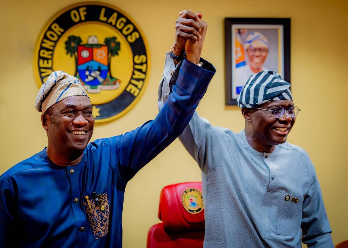 Sanwo olu endorses hamzat... How is tinubu going to feel about this?
Read more here ๐๐พ
https://...