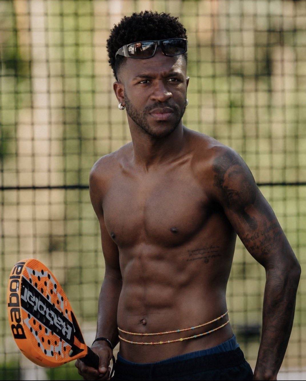 Why is vinicious jr wearing beed abi this is the science he's using to run the game...