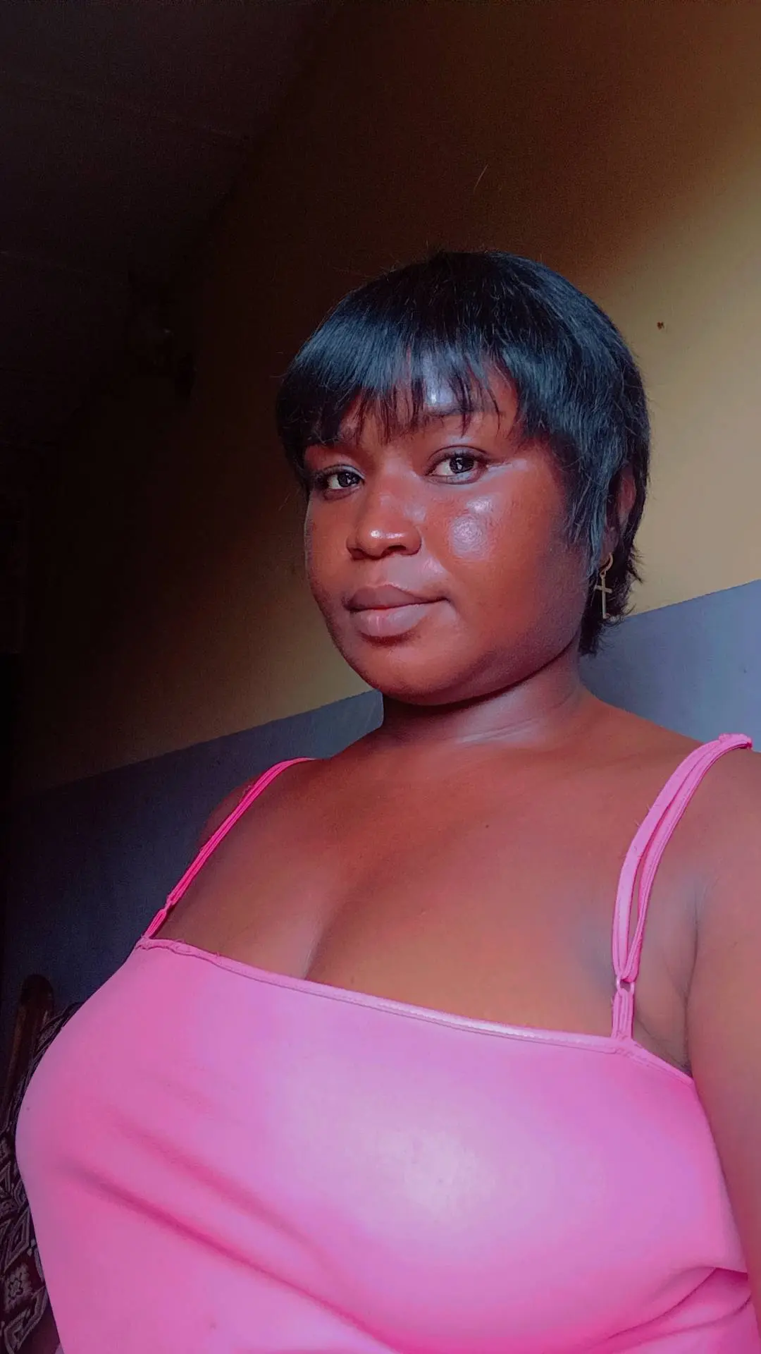Good afternoon my people,still in the month of my birth.