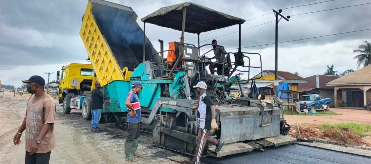 The asphalting/tarring of the failed sections of the New Sapele/Agbor Road that is currently being r...