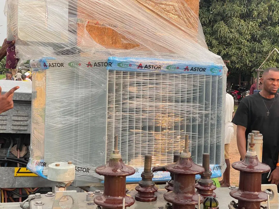 Ajede Delivers on Promise, Provides 500KVA Transformers to Ghana Quarter, Ullogwe by Johnson Oriaku...