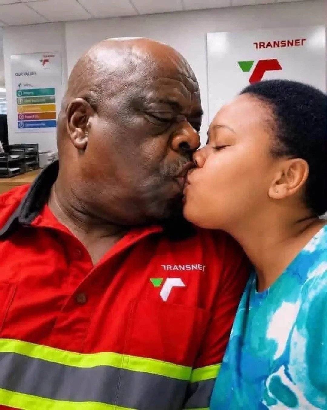 Try get money e get why. 🤣🤣🤣