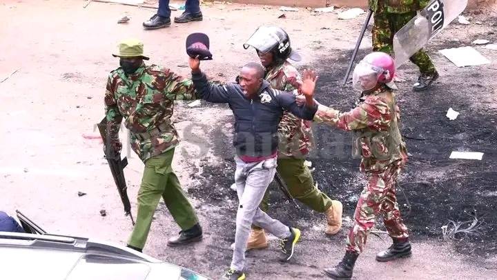 Whoever goes out to protests should not expect kisses 💋 or hugs🤼 from the police🤣