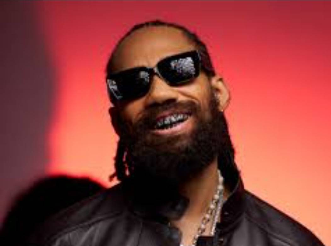 The story of Phyno is a journey of humble beginnings, raw struggles, and massive success. It feature...