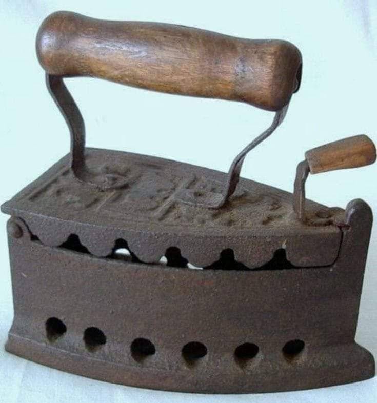 Do you know this it or Have you seen it before?
Tell us your experience on this Charcoal Iron.