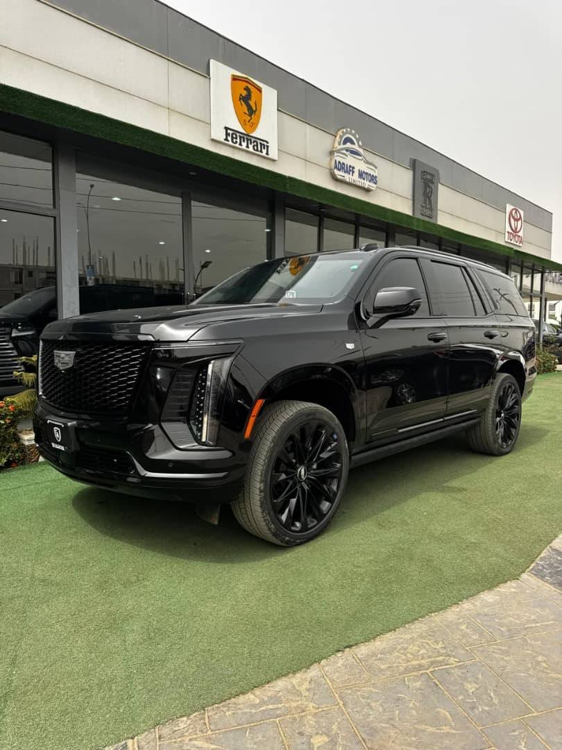*AVAILABLE FOR SALE*
ESCALADE BULLETPROOF 2026 MODEL
CUSTOM AND EUC INTACT
LOCATION: LAGOS
*PR...