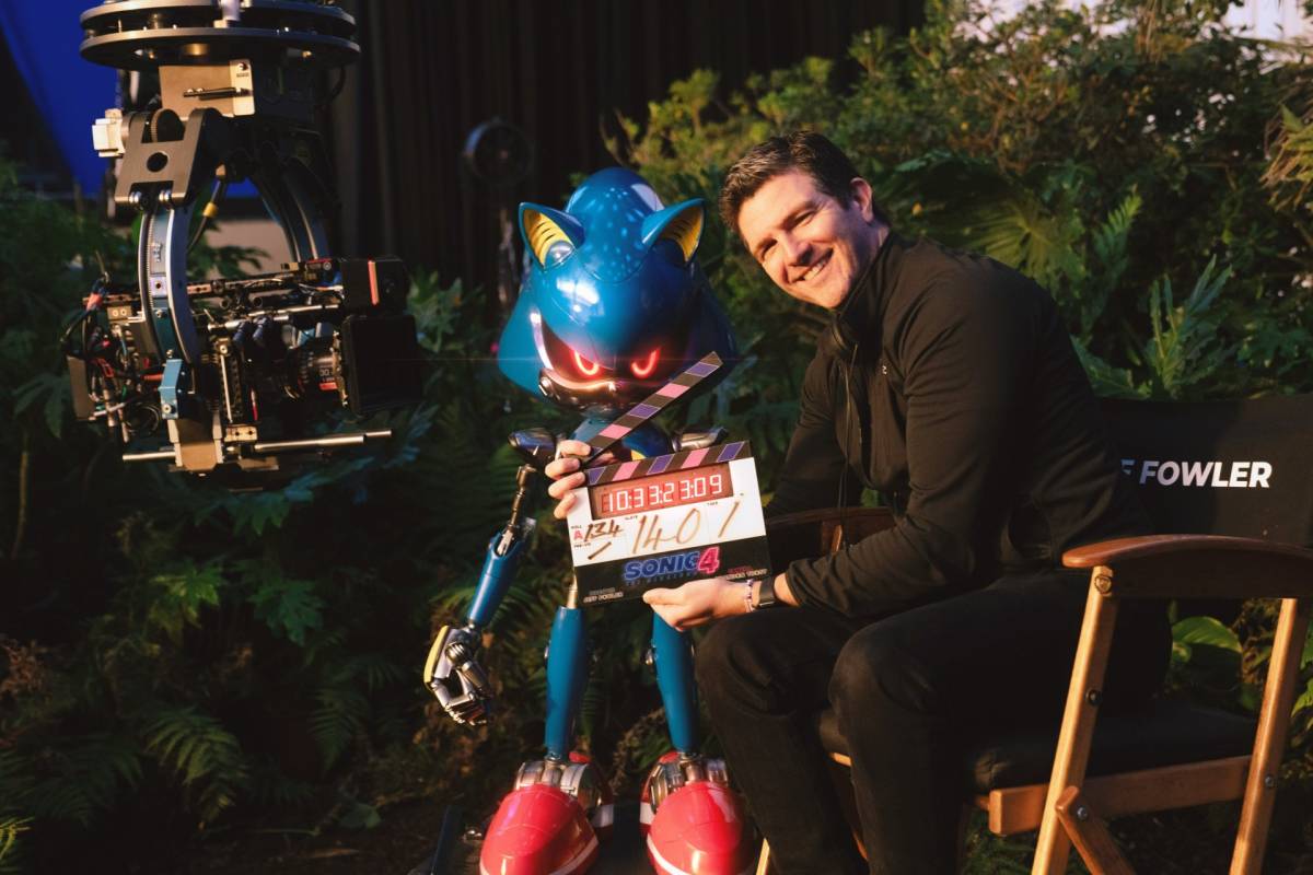 "Sonic The Hedgehog 4" officially wrapped filming.
"And that's a wrap on Sonic Movie 4 !!! On beha...