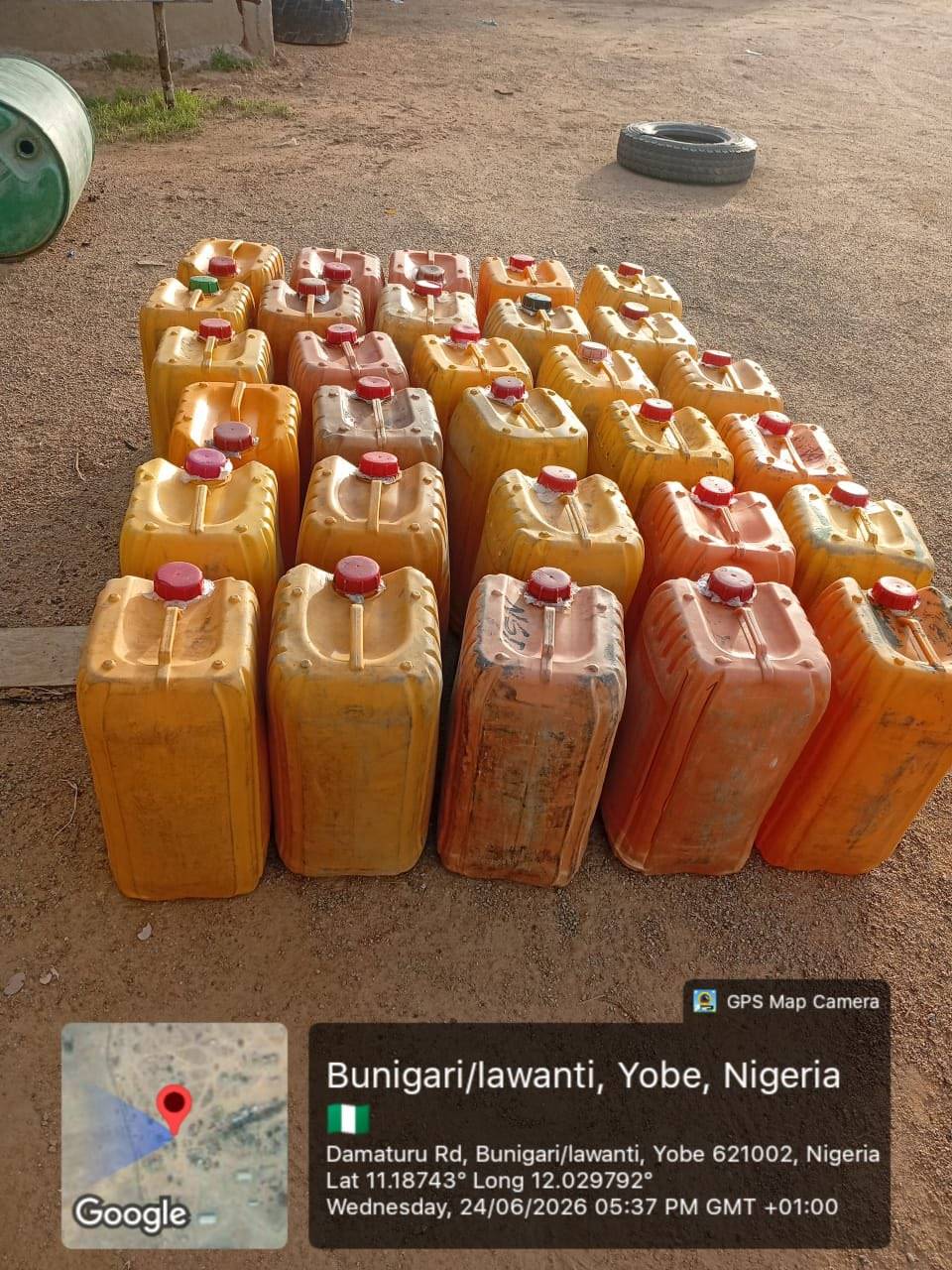 🇳🇬🪖Nigerian Army Troops have intercepted two suspected BOKOHARAM T£rr0r!st logistics suppliers wit...