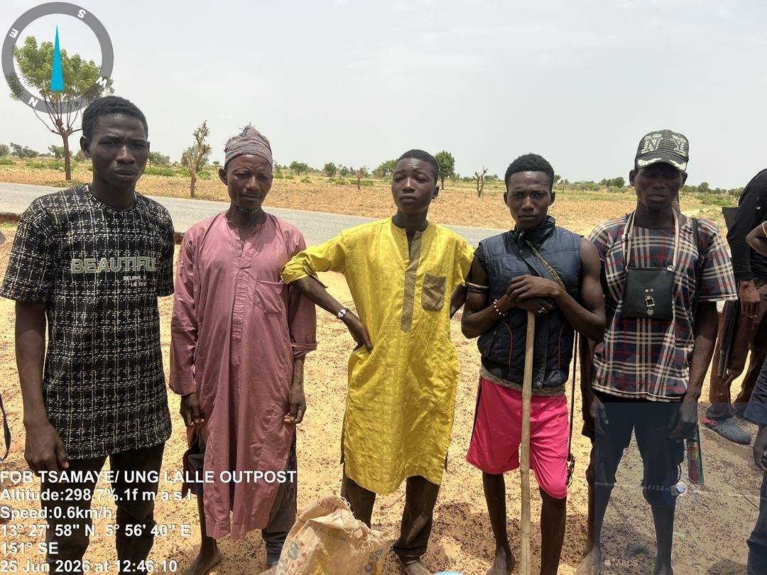 GOOD NEWS: 🇳🇬🪖 TROOPS RESCUE 6 KIDNAP VICTIMS IN SOKOTO STATE

On Thursday, troops of Sector 2, Ope...