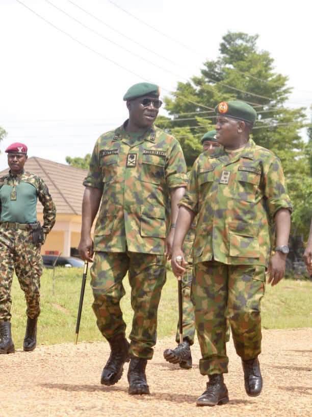 COMMANDER INFANTRY CORPS CONDUCTS OPERATIONAL ASSESSMENT VISIT TO 18 BRIGADE, CHARGES TROOPS TO SUST...