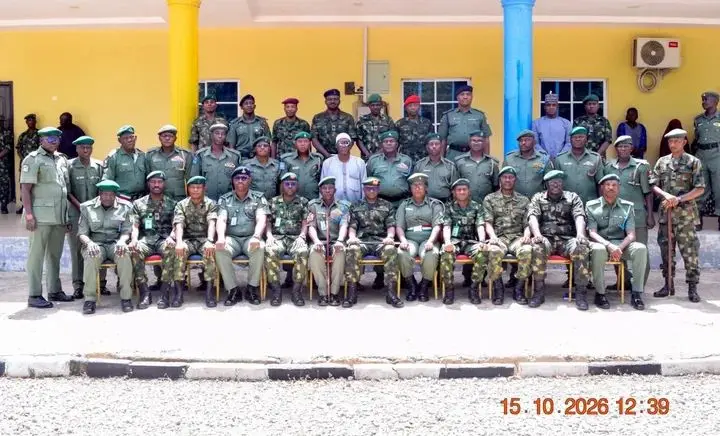 π³π¬πͺποΈ35 YEARS OF SERVICE. 22 HEROES HONOURED.
The Nigerian Army's 3 Brigade has honoured 22 Senio...