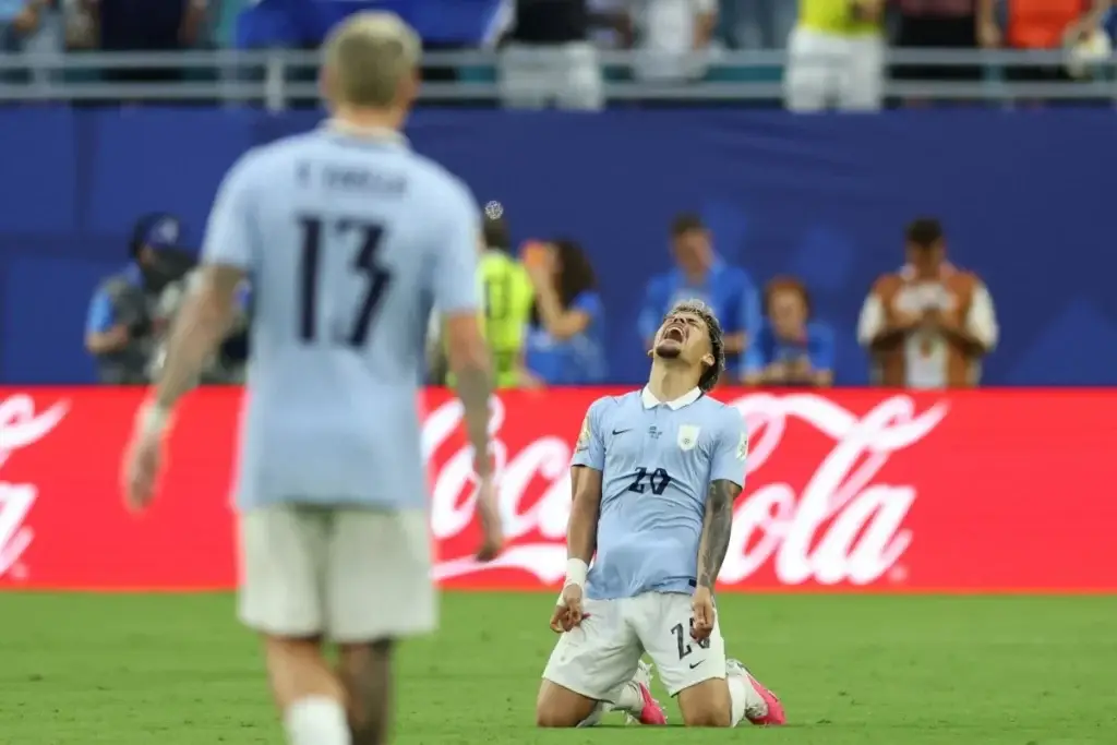 ๐จ๐ฟ๐๐ด๐๐ฎ๐ ๐ณ๐ฟ๐๐๐๐ฟ๐ฎ๐๐ฒ๐ฑ ๐ฏ๐ ๐ฑ๐ผ๐ด๐ด๐ฒ๐ฑ ๐ฆ๐ฎ๐๐ฑ๐ถ ๐๐ฟ๐ฎ๐ฏ๐ถ๐ฎ ๐ถ๐ป ๐ช๐ผ๐ฟ๐น๐ฑ ๐๐๐ฝ ๐ฑ๐ฟ๐ฎ๐
๐ฅ๐ฒ๐ฎ๐ฑ ๐ ๐ผ๐ฟ๐ฒ: https://punchng.com/uruguay-...