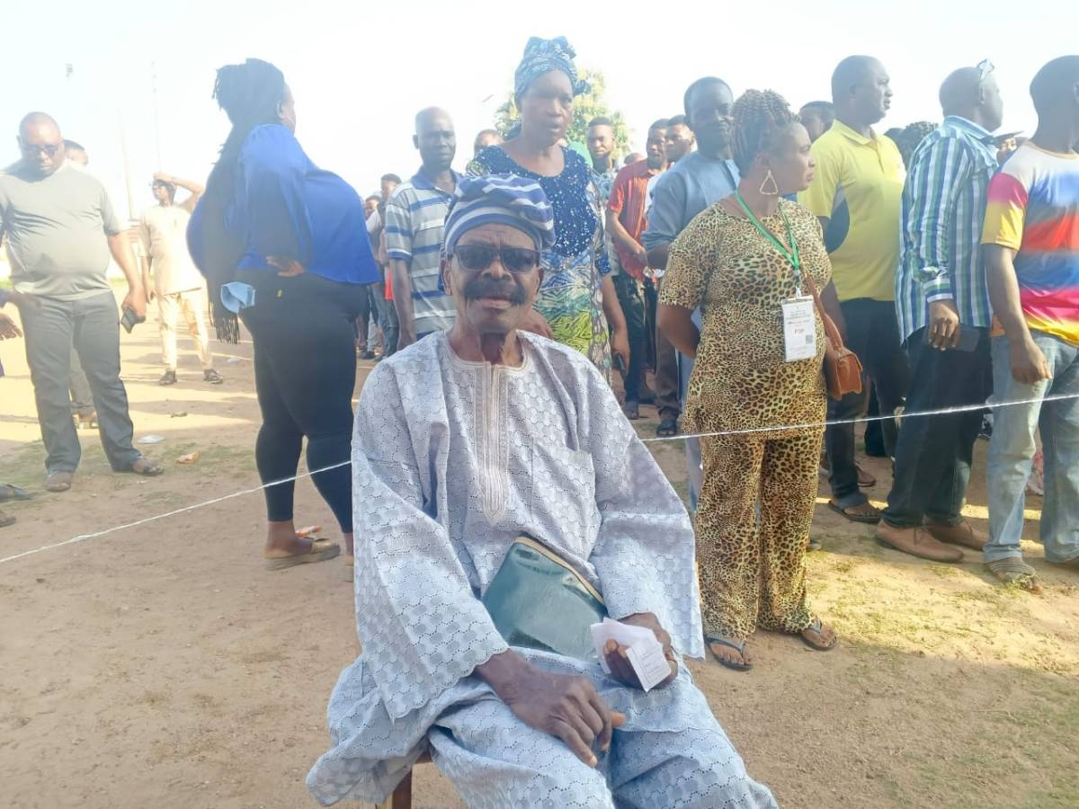 ๐๐๐๐๐๐: Elderly voters at Ward 4, Unit 1 and 2, Ijigbo, Ado Ekiti.
Credit: Bola Bamigbola
---
Foll...