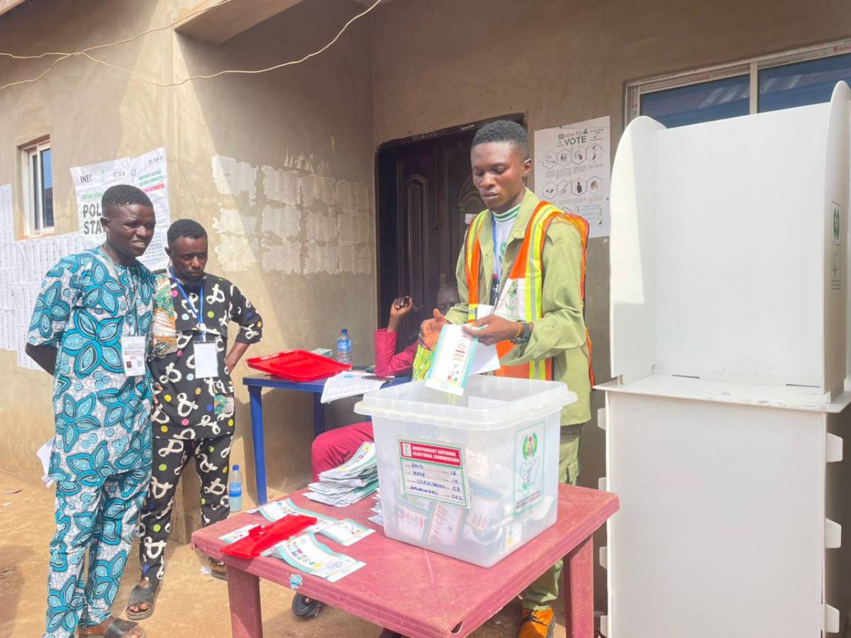 Sorting and counting of votes have commenced at Polling Unit 002, Ward 03, Ugele/Akoru, Ikere Local...
