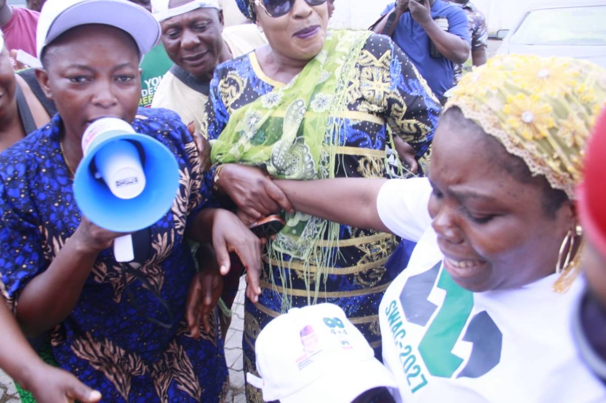 PHOTOS: Members of the All Progressives Congress celebrate after the declaration of the results of t...