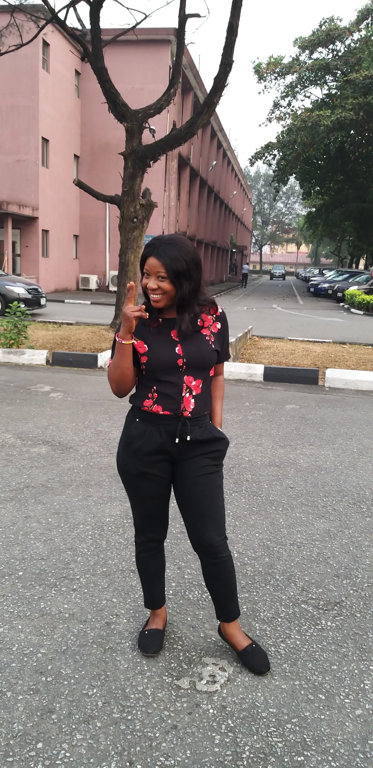 I just dey laugh 🤣
See Sons of Adam forming like say them fit stay without Daughters of Eve.
We be...