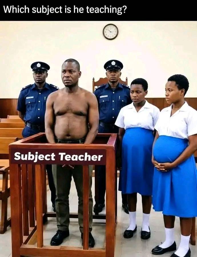 I want a response guys.... Which subject do you think he's teaching?๐น
#funnymoments #Viral