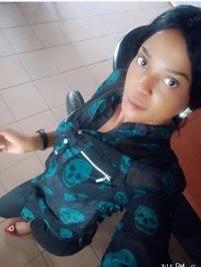 Back in 2022,Office work used to look good on me.🥰
Let me see your beautiful TB 🥰
#LLTBT #LLThrowb...