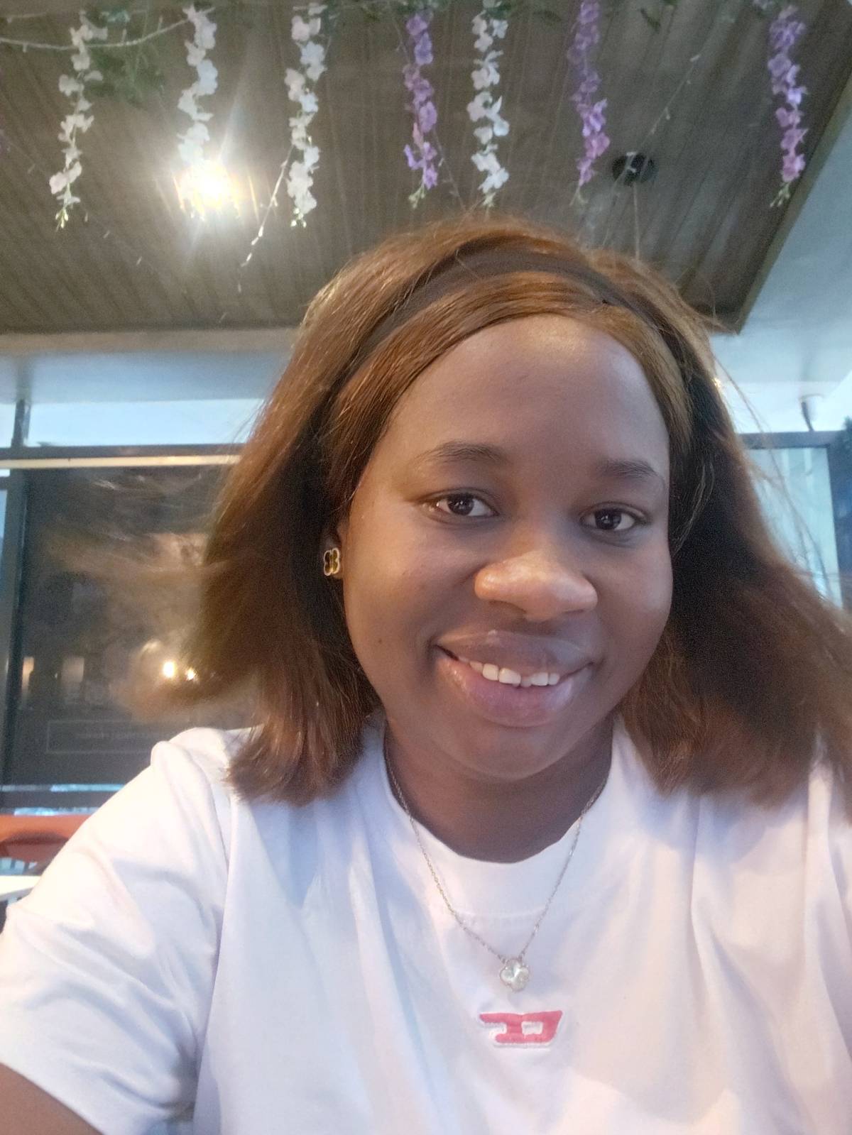 Welcome to the month of June! Happy new month famz🥰