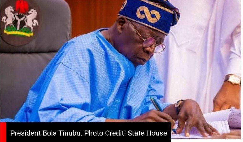 ๐จ NIGERIA'S โฆ100,000 MINIMUM WAGE DEBATE IS DIVIDING THE INTERNET! ๐ณ๐ฌ
The big question right now:...
