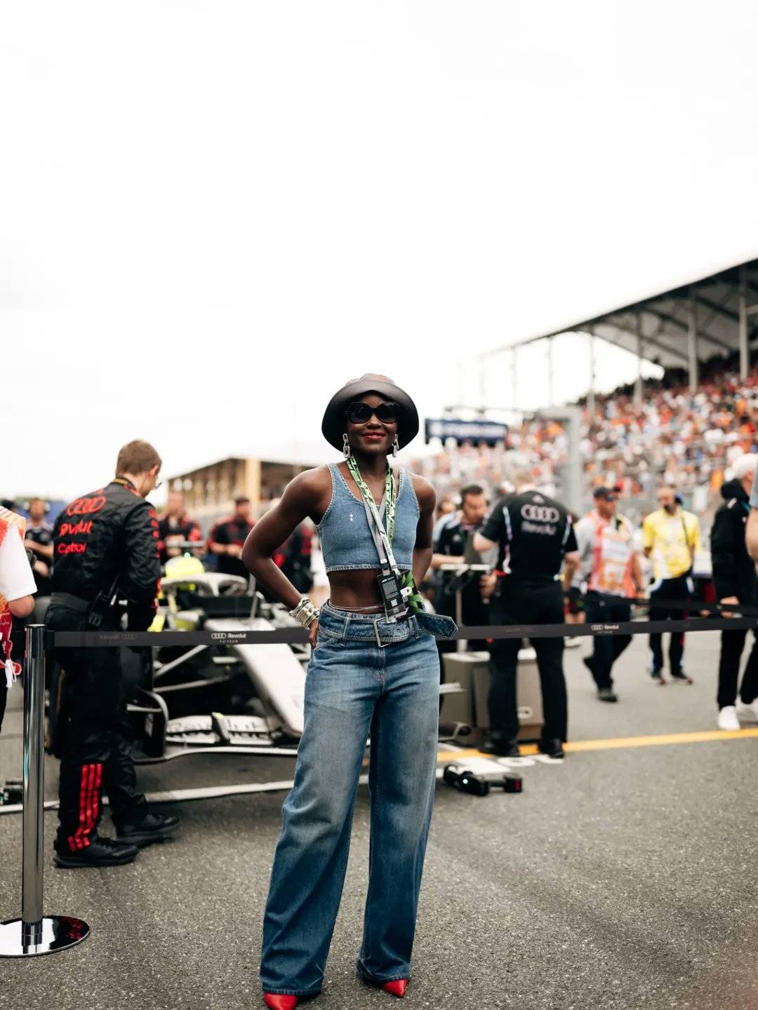 Kenyan-Mexican actress Lupita Nyong'o Lupita at the #F1 Miami Grand Prix ๐๏ธ๐
#MiamiGP #Formula1 #L...