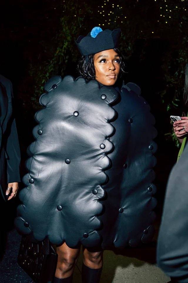 Janelle Monae at Vogue’s Met Gala pre-party.
#MetGala #JanelleMonae #Celebrities