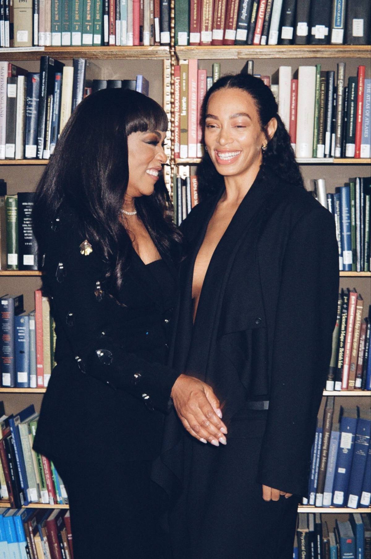 Solange Knowles and Angela Basset at the Schomburg Centennial Gala.
#Celebrities #SolangeKnowles #...